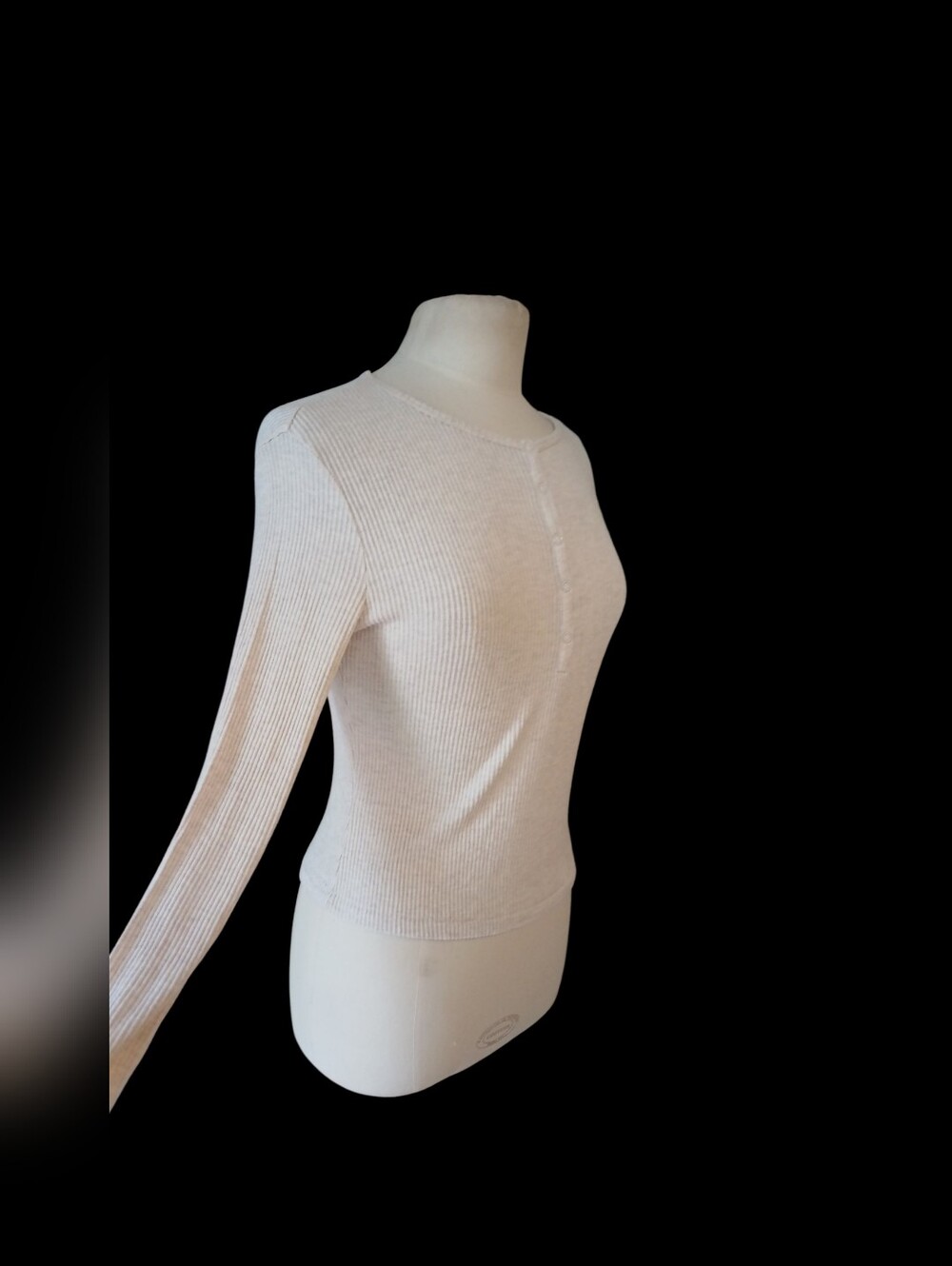 ⚕️Auden Ribbed Button-Front Henley - Picture 4 of 9